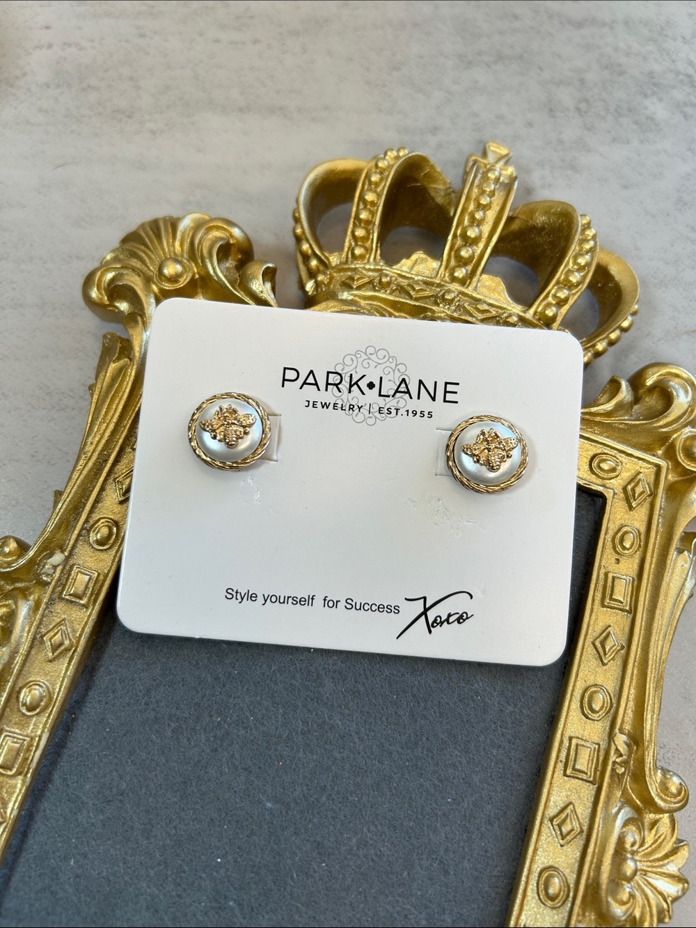 Park Lane Retired Gold and White Bee Button Stud Earrings
